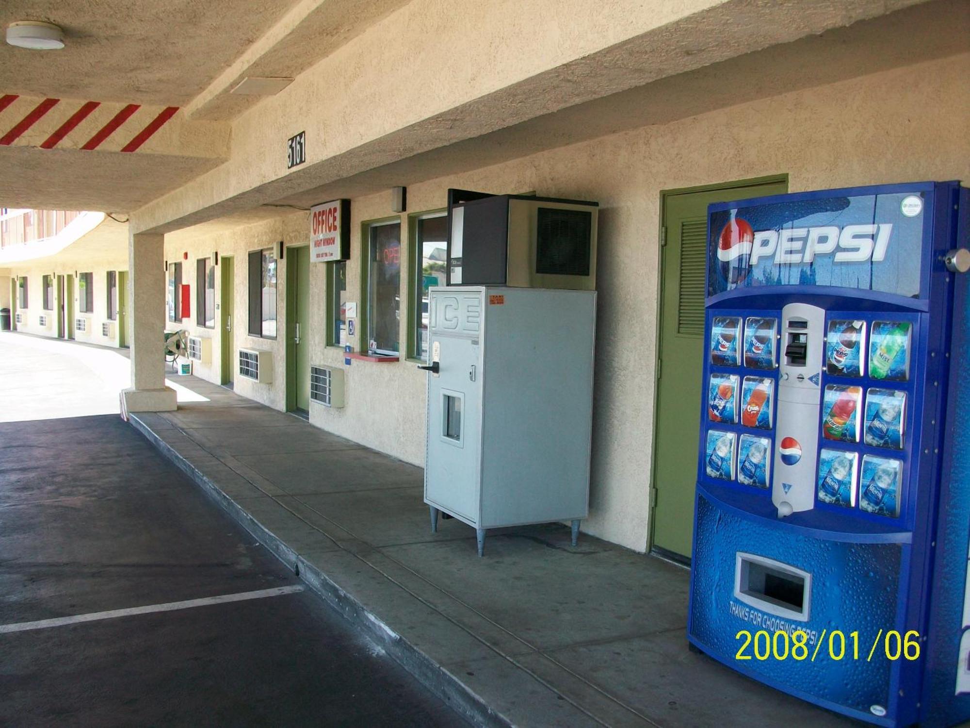 Rodeway Inn Commerce - Los Angeles ภายนอก รูปภาพ