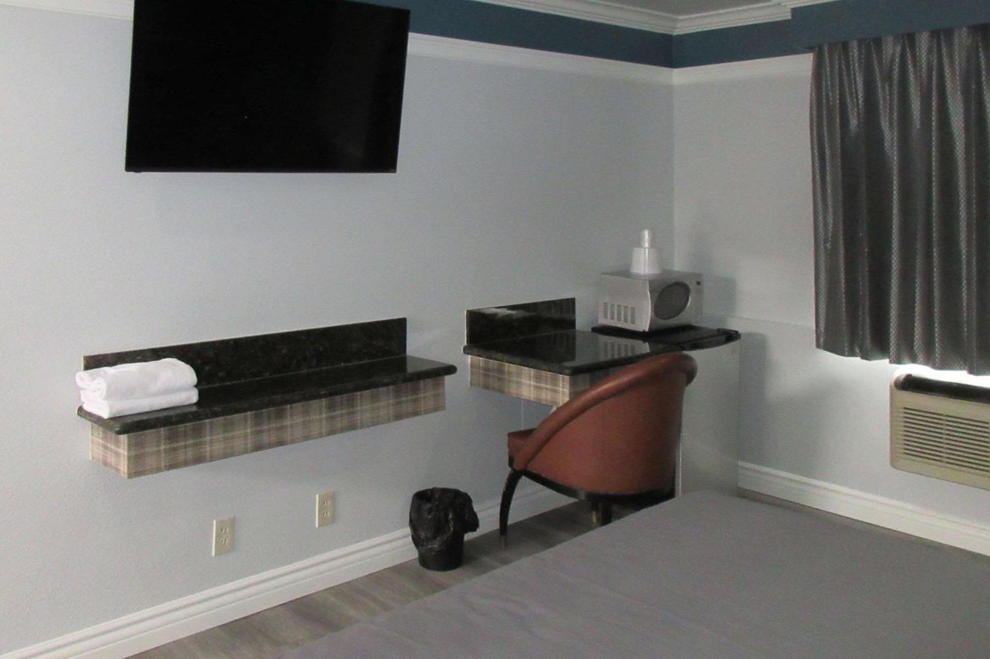 Rodeway Inn Commerce - Los Angeles ภายนอก รูปภาพ