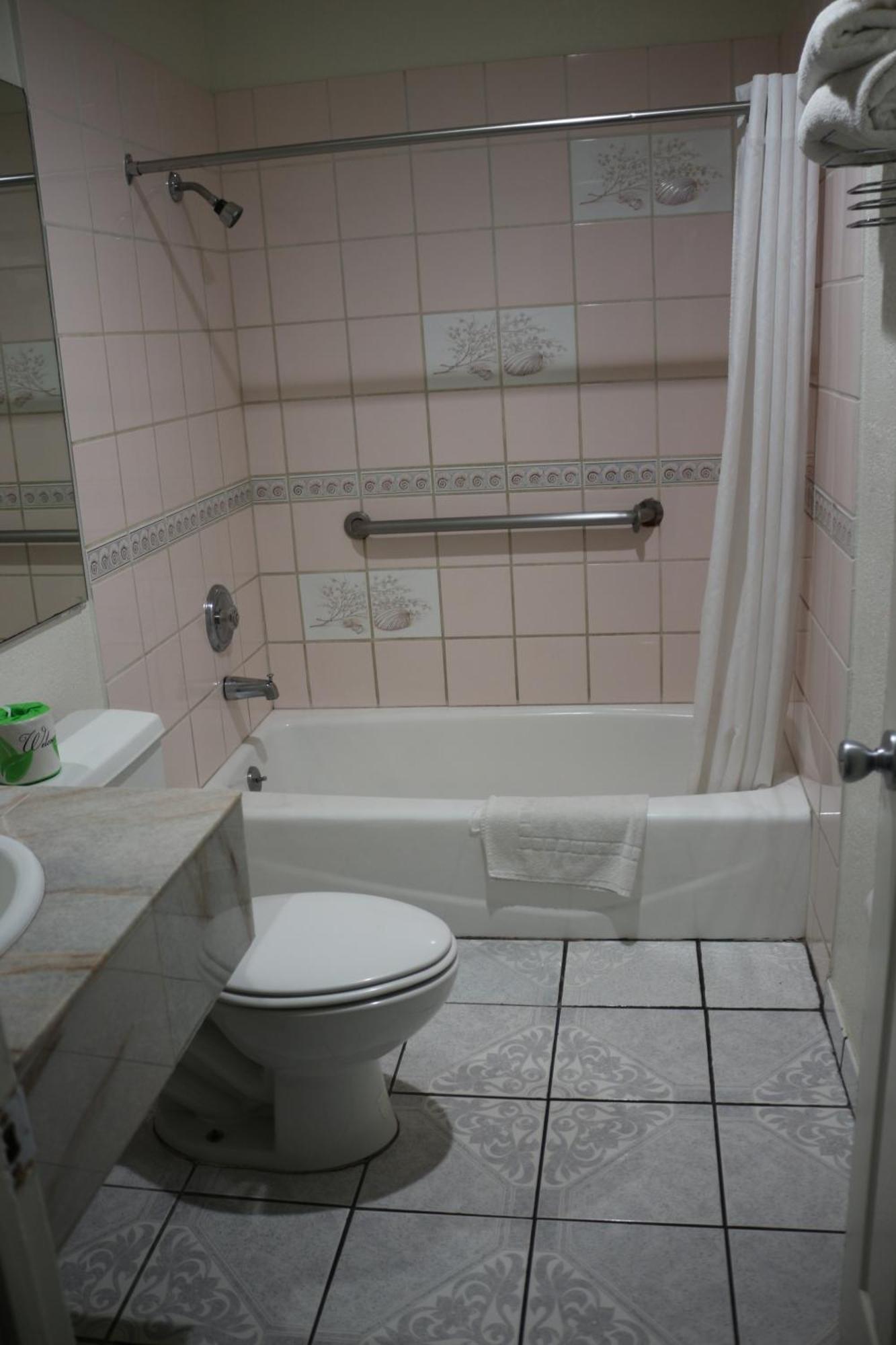Rodeway Inn Commerce - Los Angeles ภายนอก รูปภาพ