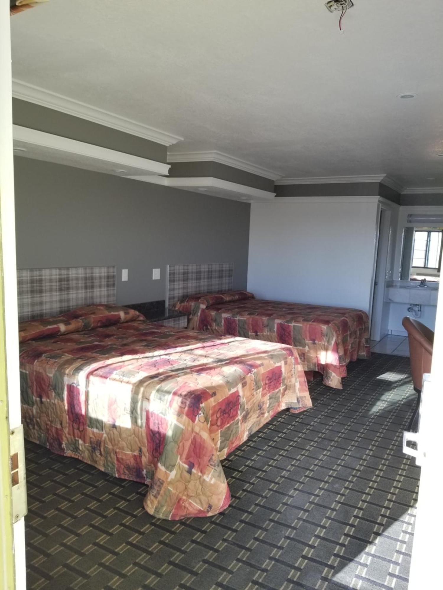 Rodeway Inn Commerce - Los Angeles ภายนอก รูปภาพ